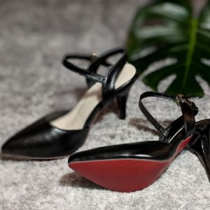 Small size petite feet classic ankle strap black shoes heels pumps for women in Australia Trudymaree